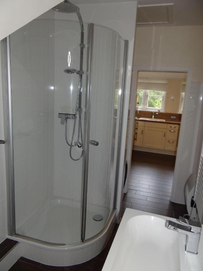 Ferienwohnung-Dg-Im-Reetdachhaus-Im-Ort-Welt Luaran gambar